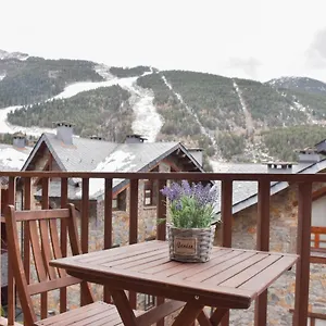 Ninot Bonito Con Vistas A La X De Grandvalira El Tarter